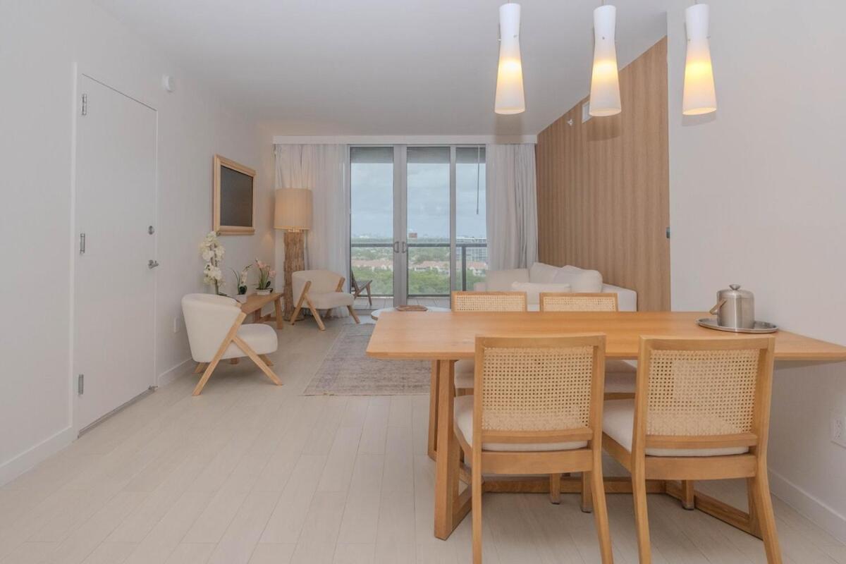 2B 2B Luxury Ocean Views Apt In Hallandale Beach Apartamento Exterior foto