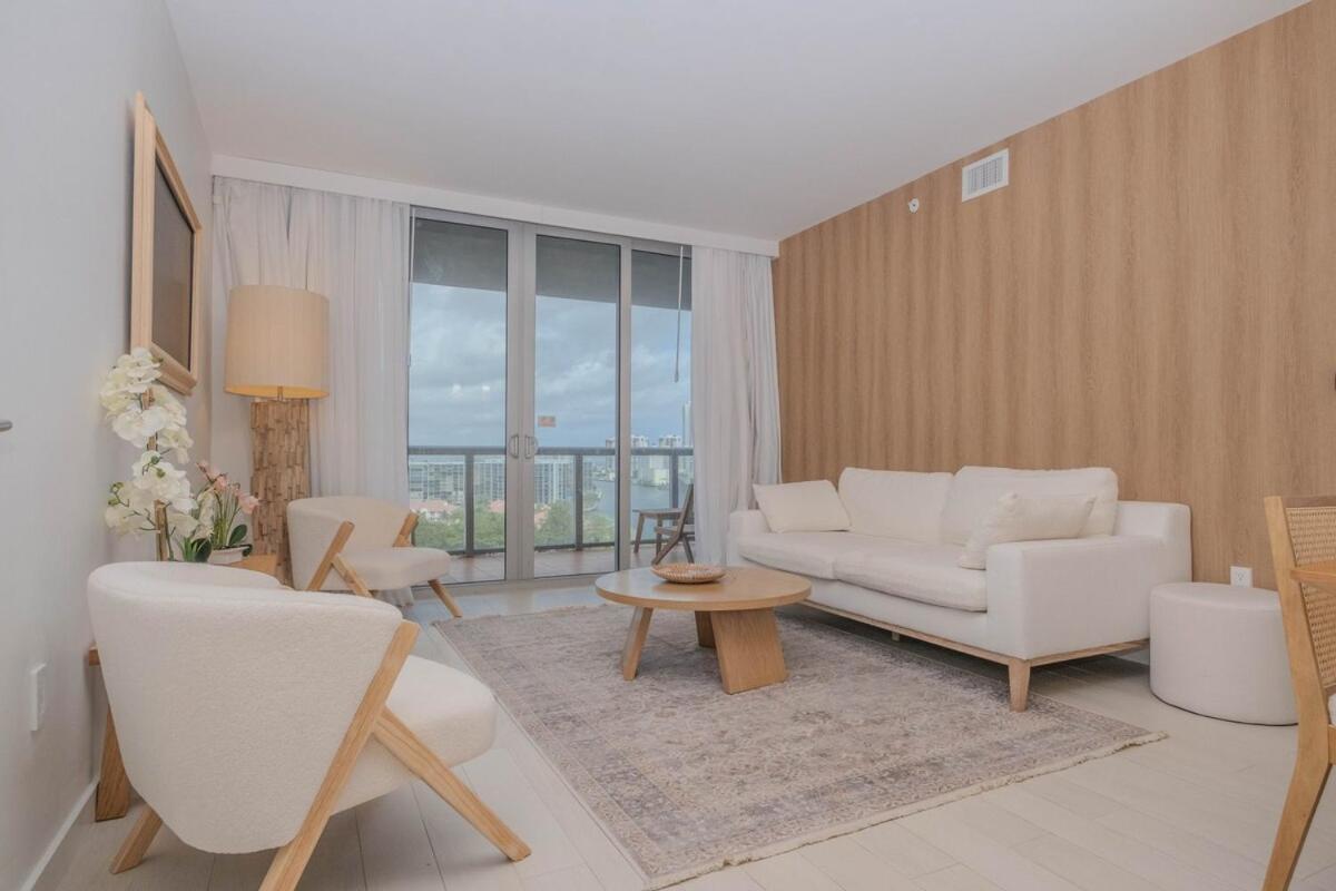 2B 2B Luxury Ocean Views Apt In Hallandale Beach Apartamento Exterior foto